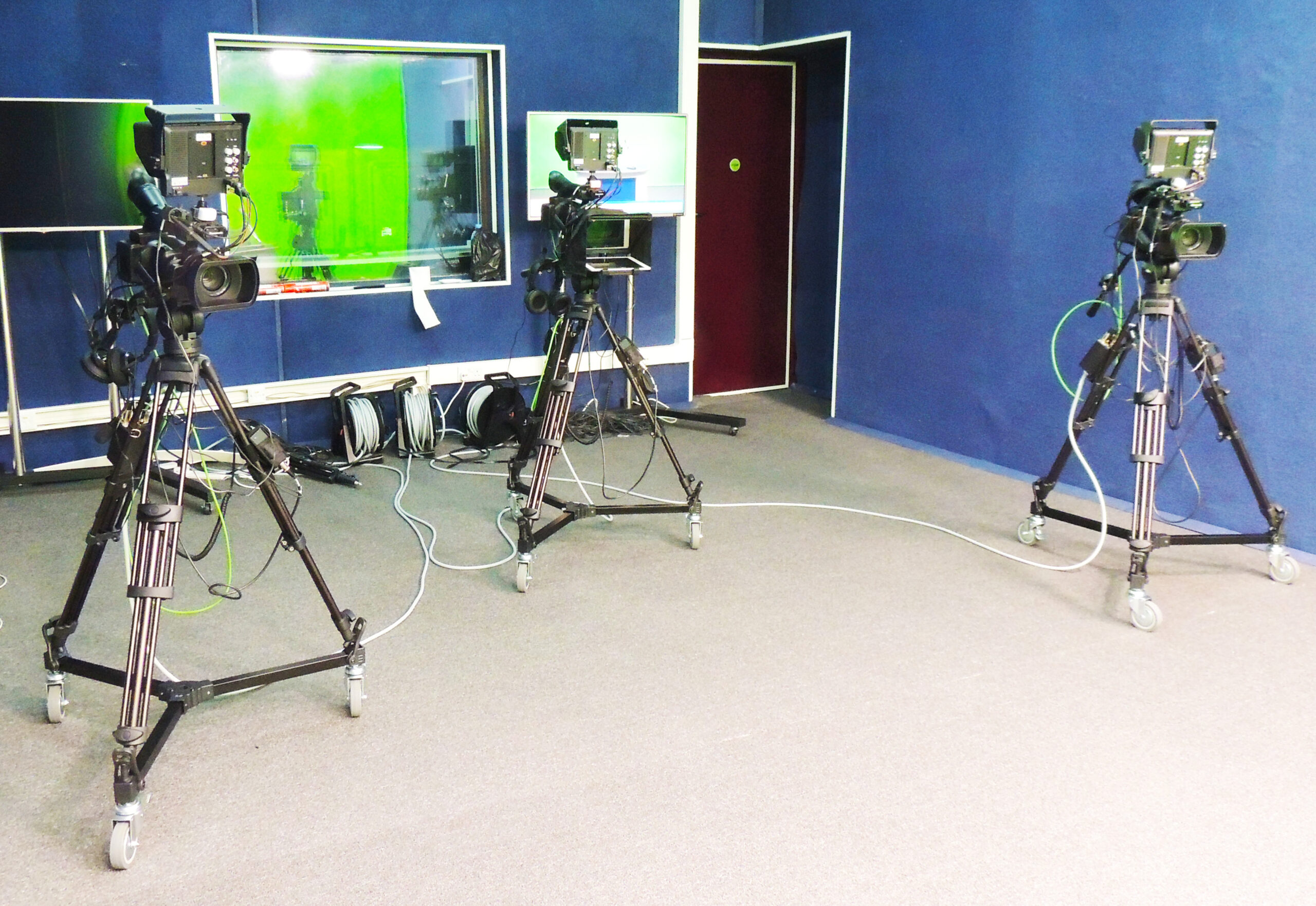 Basic Turnkey TV Studio – DM Broadcast Store